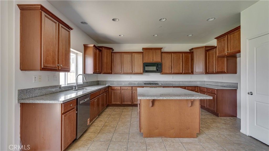Image 9 of property listing at 26333 Okeefe, Moreno Valley, CA 92555