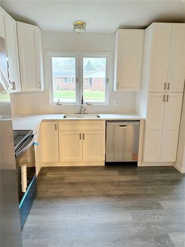 3029 Imperial Drive, St Peters, MO 63303