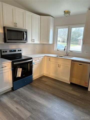 3029 Imperial Drive, St Peters, MO 63303