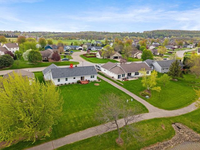 N8033 LAKE BREEZE DRIVE, Sherwood, WI 54169
