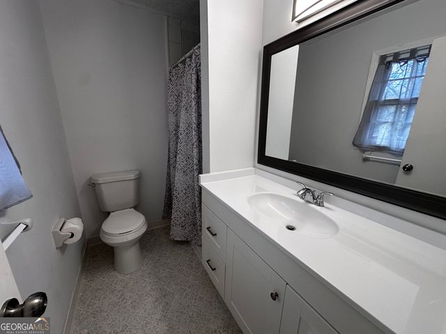 3003 Menlo Park Drive, Rex, GA 30273