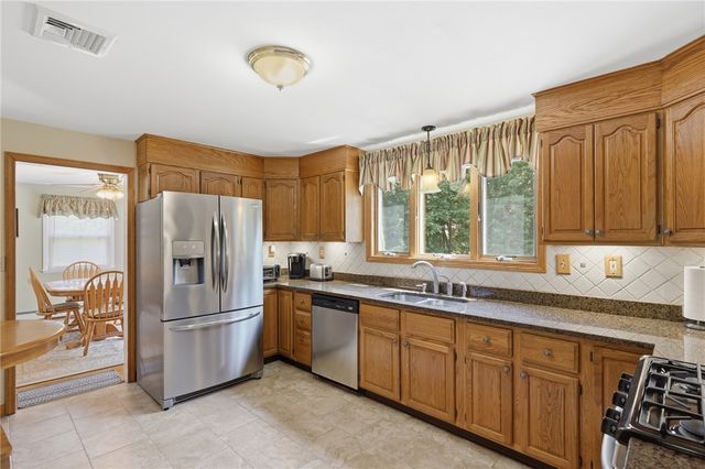 42 Grand Avenue, Warwick, RI 02889