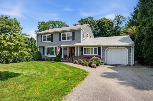 42 Grand Avenue, Warwick, RI 02889