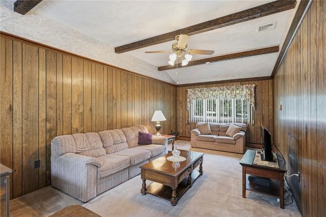 42 Grand Avenue, Warwick, RI 02889