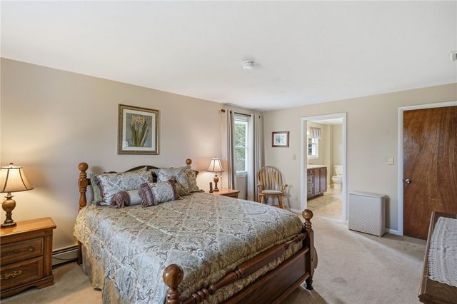 42 Grand Avenue, Warwick, RI 02889