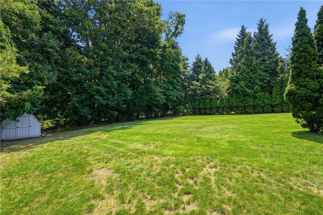 42 Grand Avenue, Warwick, RI 02889