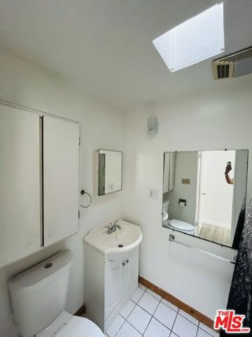2371 Edgewater Terrace, Los Angeles, CA 90039