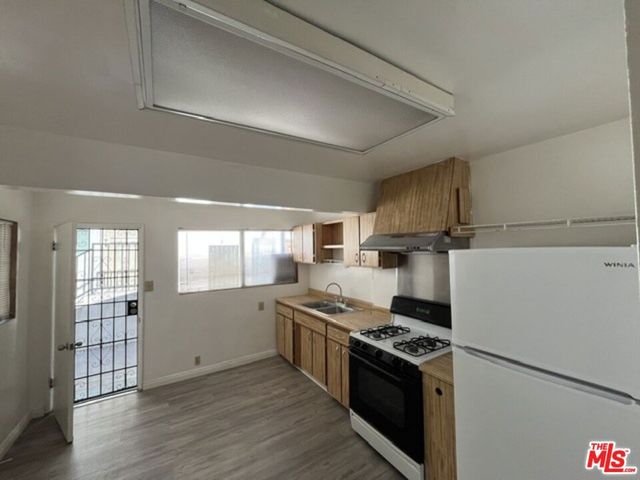 2371 Edgewater Terrace, Los Angeles, CA 90039