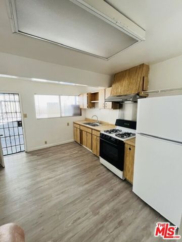 2371 Edgewater Terrace, Los Angeles, CA 90039