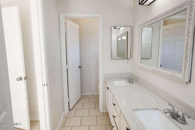 5915 N 68TH Avenue, Glendale, AZ 85303