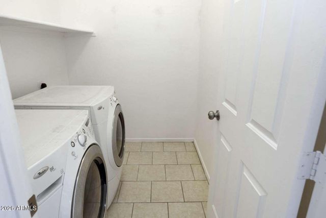 5915 N 68TH Avenue, Glendale, AZ 85303