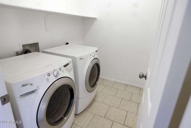 5915 N 68TH Avenue, Glendale, AZ 85303