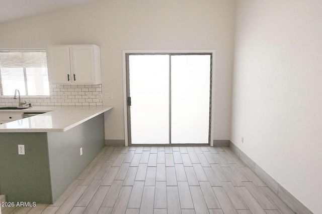 5915 N 68TH Avenue, Glendale, AZ 85303