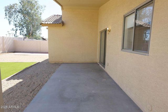 5915 N 68TH Avenue, Glendale, AZ 85303