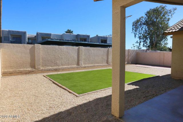 5915 N 68TH Avenue, Glendale, AZ 85303