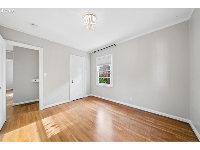 514 N Stafford St, Portland, OR 97217