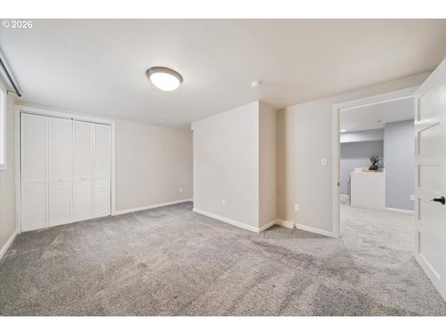 514 N Stafford St, Portland, OR 97217