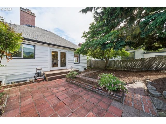 514 N Stafford St, Portland, OR 97217