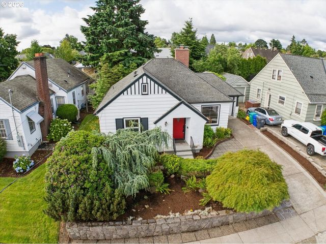 514 N Stafford St, Portland, OR 97217