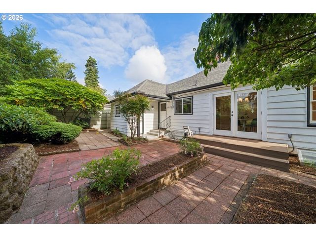 514 N Stafford St, Portland, OR 97217