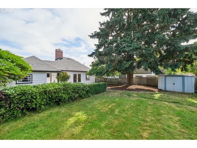 514 N Stafford St, Portland, OR 97217