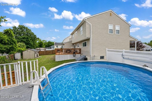 30 Kentucky Drive, Hazlet, NJ 07730