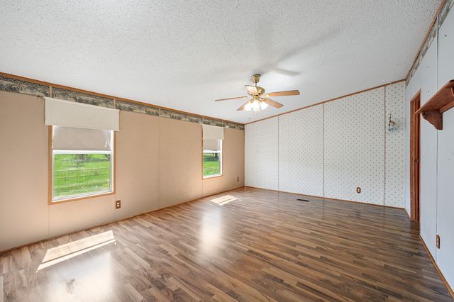 235 Eugene Lane, Nevada, TX 75173