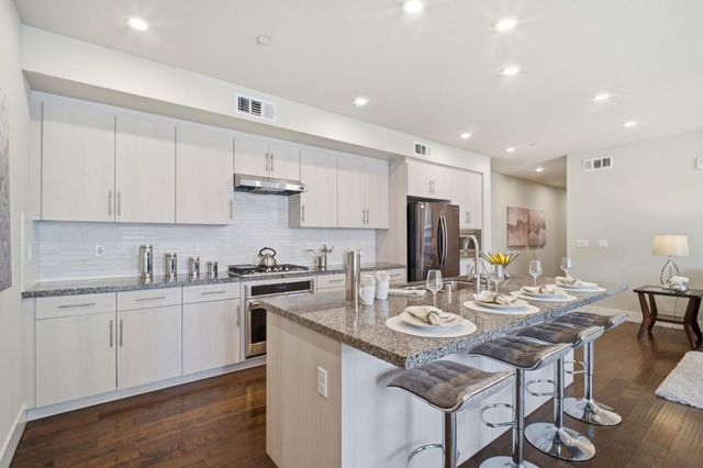 44868 Fremont Boulevard 303, Fremont, CA 94538