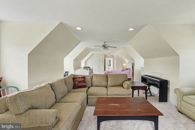 126 GIDEON DR, Kennett Square, PA 19348