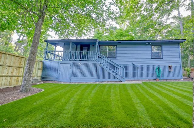 71 White Oak Street, Point Blank, TX 77364