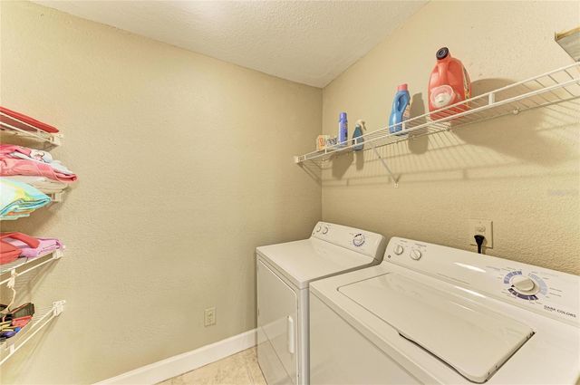 4040 CROCKERS LAKE BOULEVARD 12, Sarasota, FL 34238