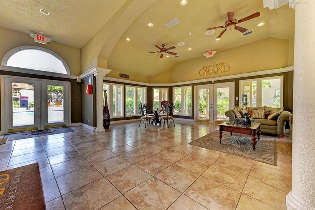 4040 CROCKERS LAKE BOULEVARD 12, Sarasota, FL 34238
