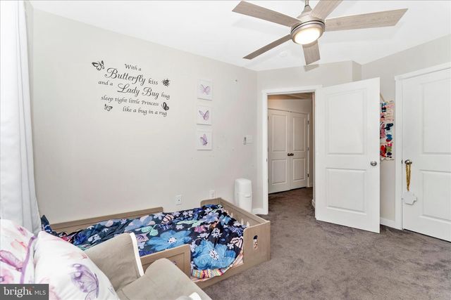 31 MOSES DR, Martinsburg, WV 25405