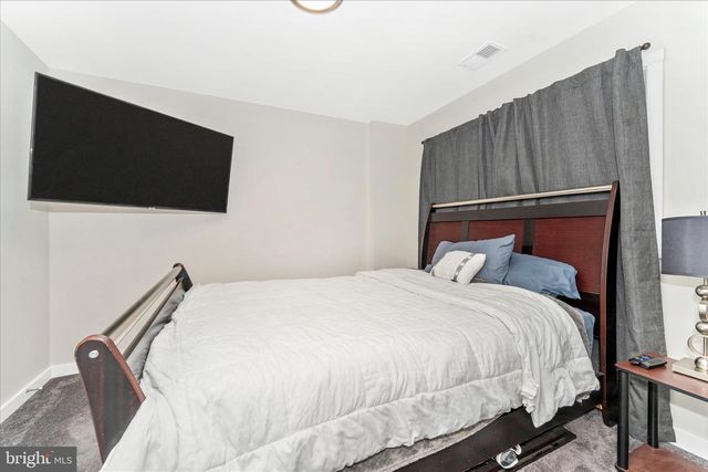 31 MOSES DR, Martinsburg, WV 25405
