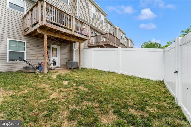 31 MOSES DR, Martinsburg, WV 25405