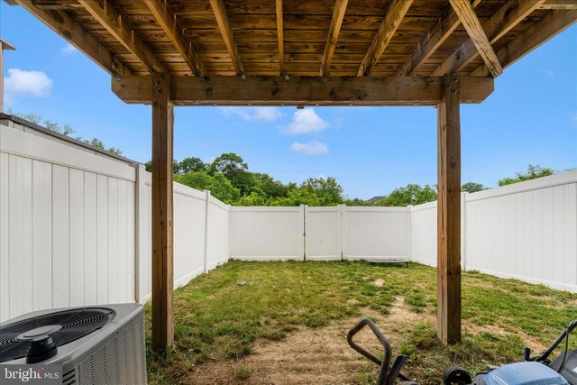 31 MOSES DR, Martinsburg, WV 25405