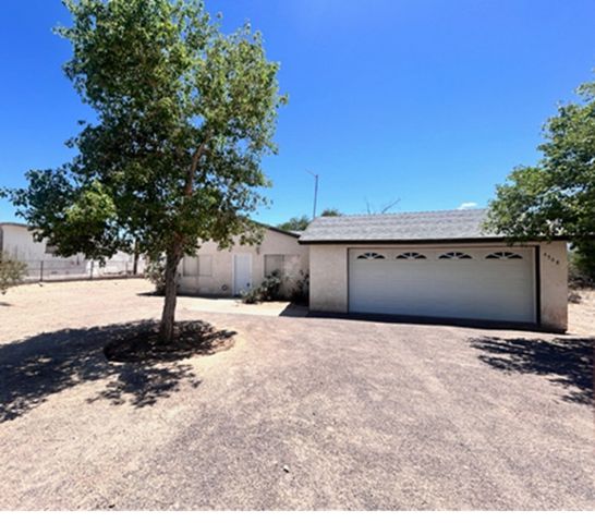 4568 E Kayenta Drive, Topock, AZ 86436