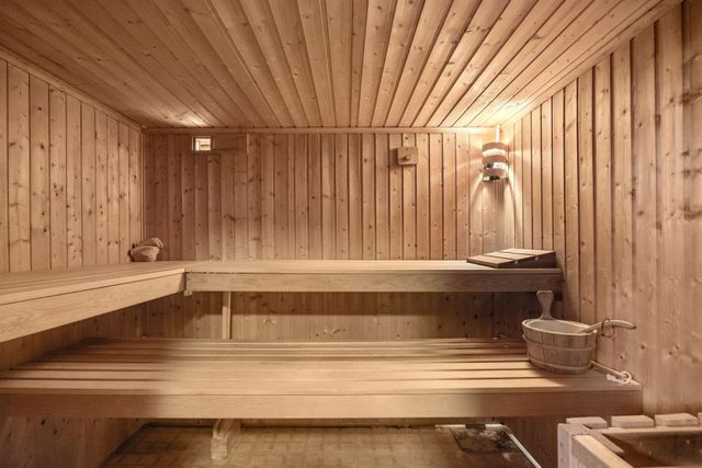 1892 Pascal Street, Falcon Heights, MN 55113