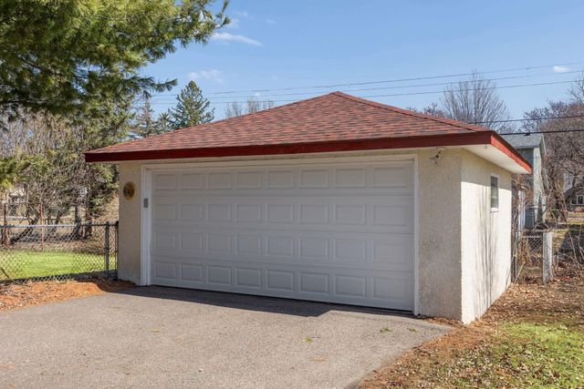 1892 Pascal Street, Falcon Heights, MN 55113