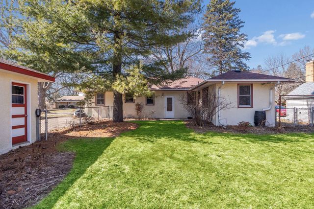 1892 Pascal Street, Falcon Heights, MN 55113