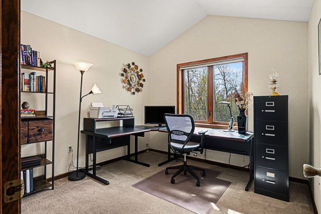 12126 Gantry Lane, Apple Valley, MN 55124