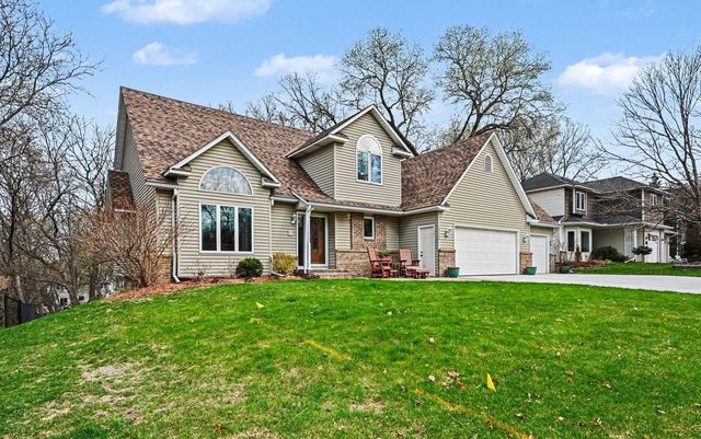 12126 Gantry Lane, Apple Valley, MN 55124