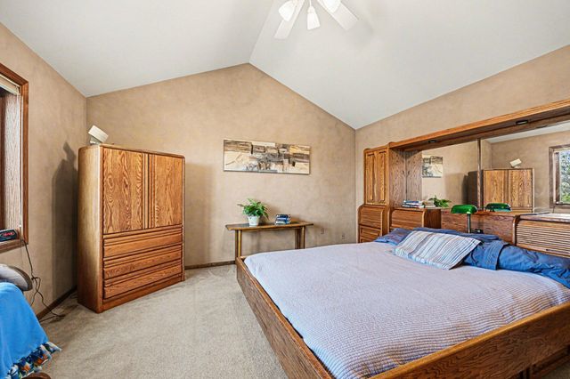 12126 Gantry Lane, Apple Valley, MN 55124