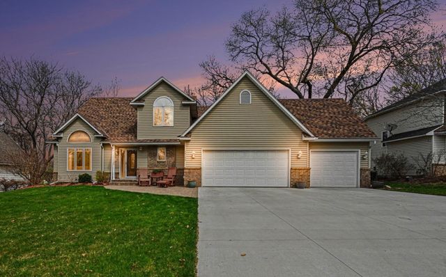 12126 Gantry Lane, Apple Valley, MN 55124