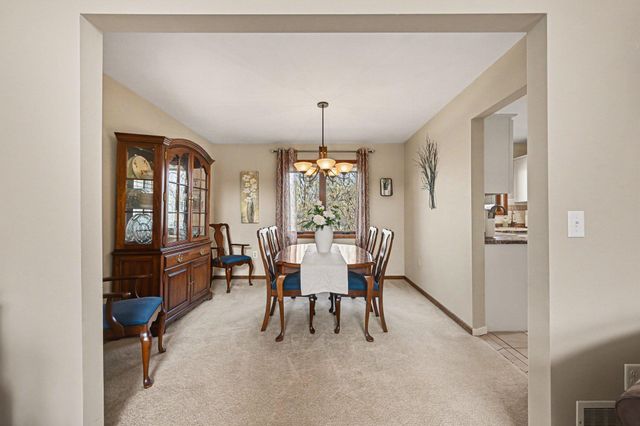12126 Gantry Lane, Apple Valley, MN 55124