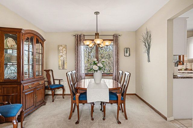 12126 Gantry Lane, Apple Valley, MN 55124