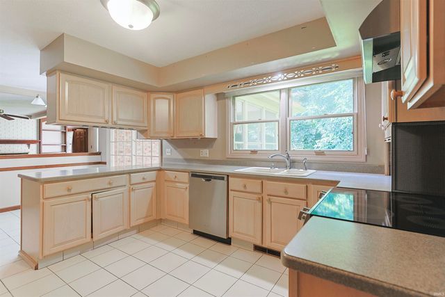 17022 Woodshire Court, Granger, IN 46530