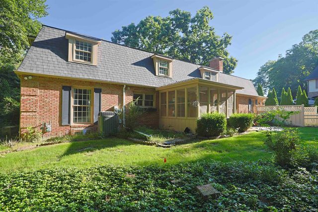 17022 Woodshire Court, Granger, IN 46530