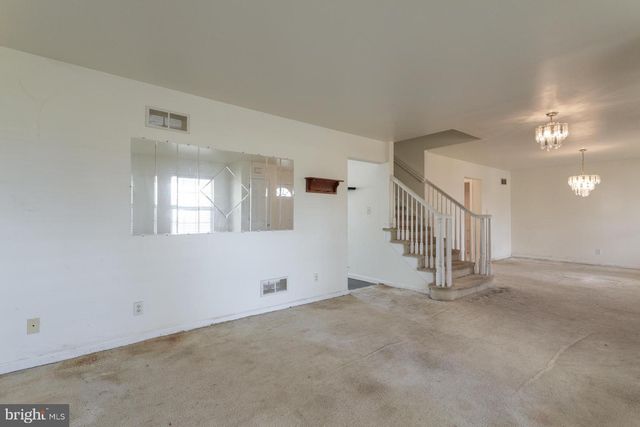 438 DURHAM RD, Newtown, PA 18940