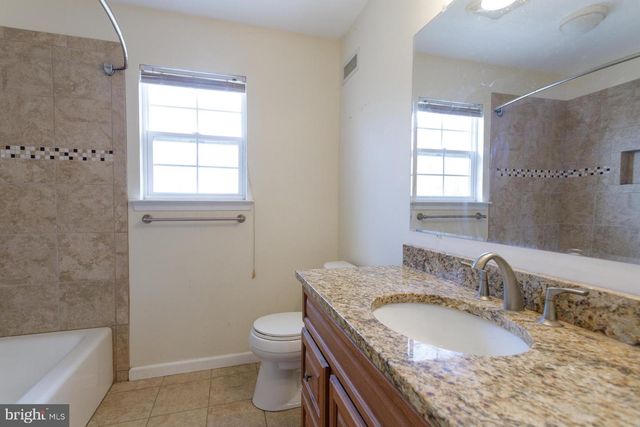 438 DURHAM RD, Newtown, PA 18940